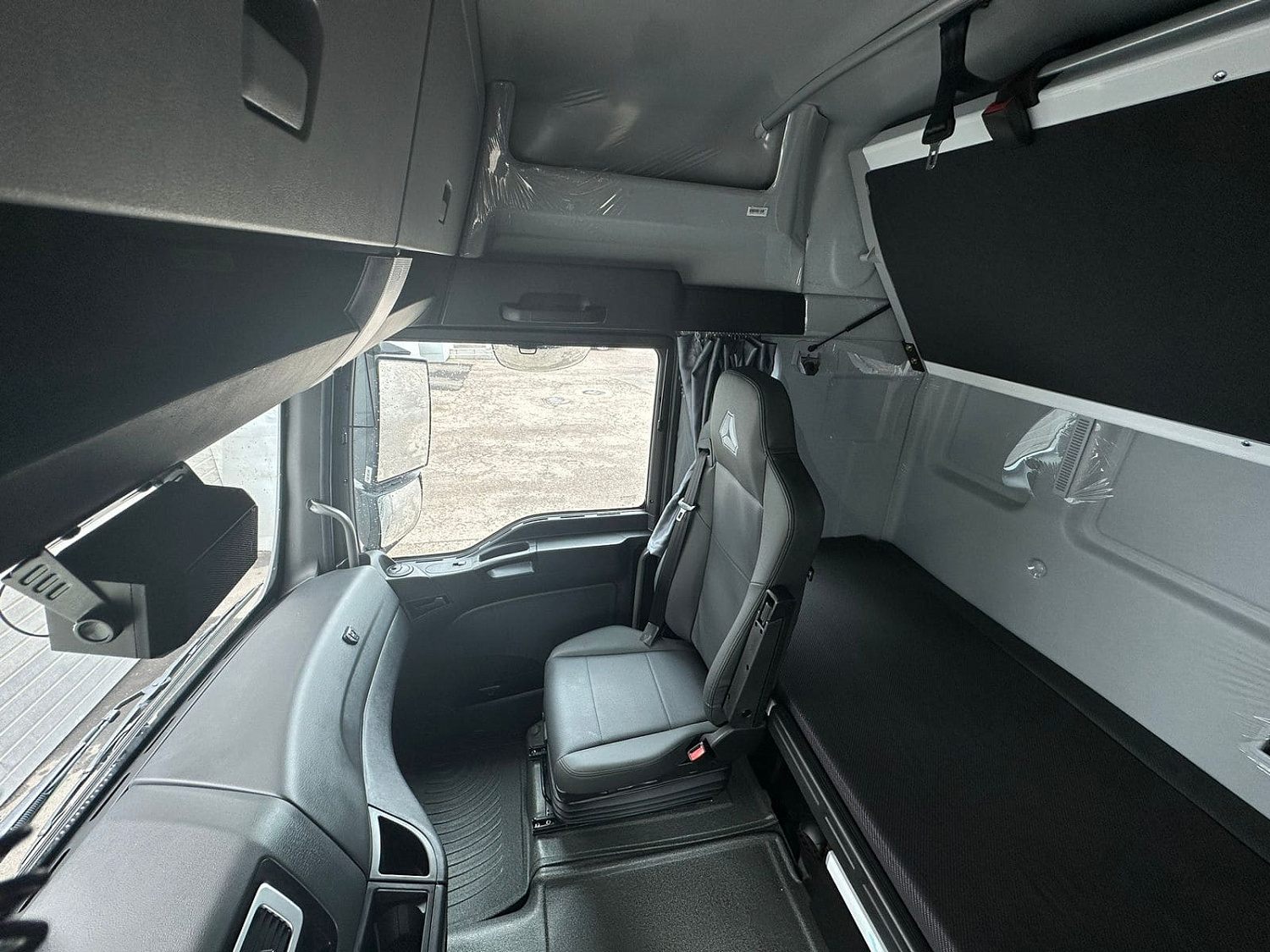 SITRAK C7H 6×4 рессоры